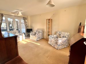 Sitting Room- click for photo gallery